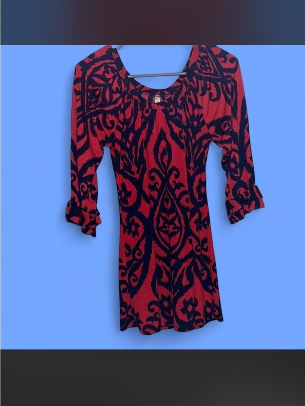 Women’s size Medium NWOT Cezanne Damask Print Top